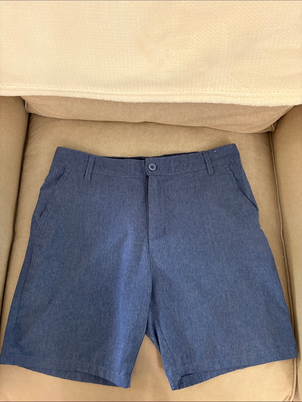 Flat-Front Navy Blue Men's Shorts — Classic Summer Staple